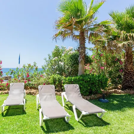 Beachfront Dos Aveiros Αλμπουφέιρα