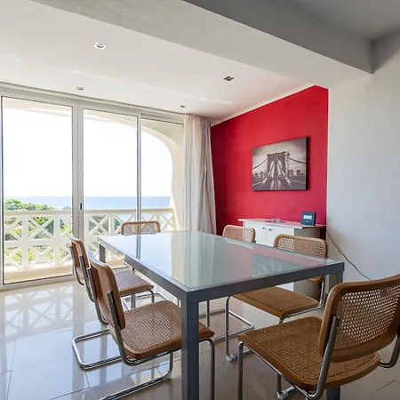 Beachfront Dos Aveiros Αλμπουφέιρα