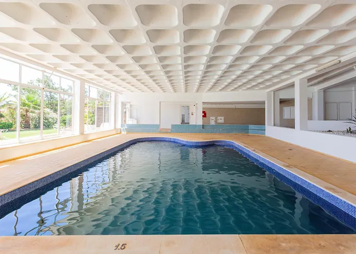 Beachfront Dos Aveiros شقة البوفيرا