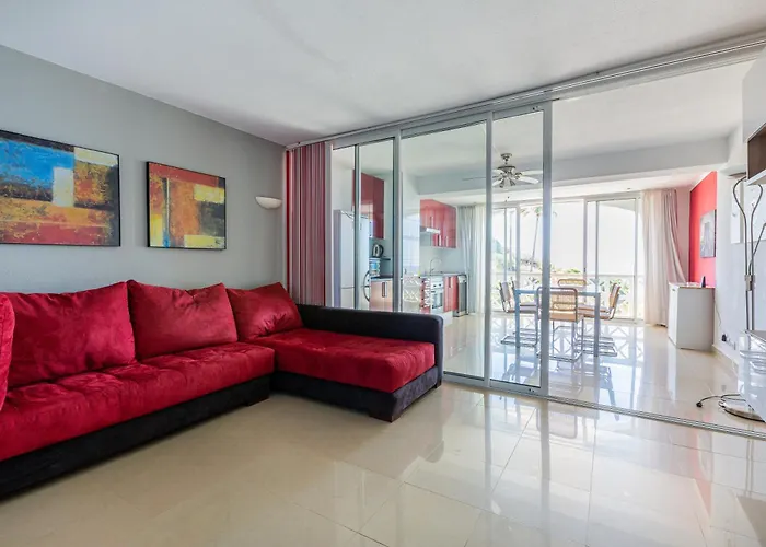 Beachfront Dos Aveiros شقة *