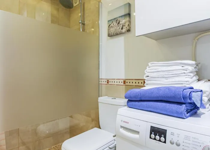 Beachfront Dos Aveiros * البوفيرا