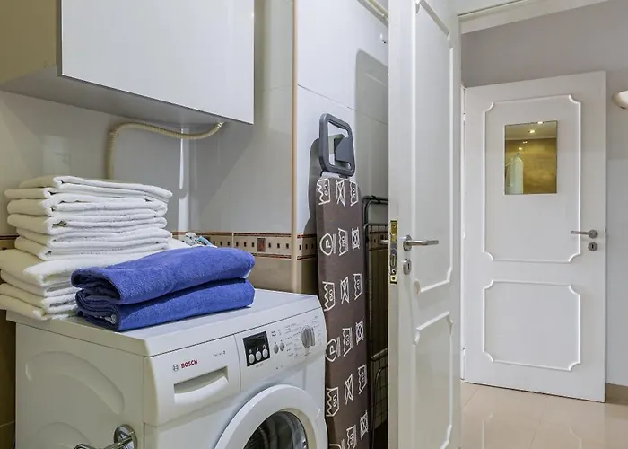 Beachfront Dos Aveiros Appartement *