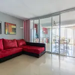 Beachfront Dos Aveiros Apartamento *